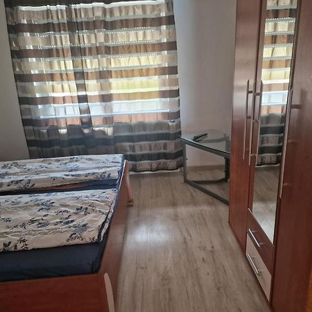 Rajmund Vendeghaz Villa Balatonkeresztur Ruang foto