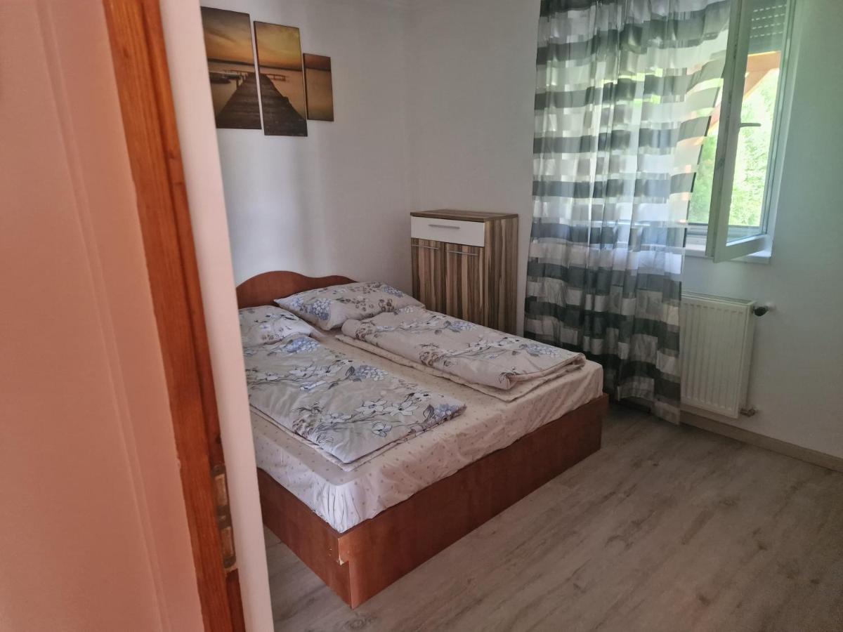 Rajmund Vendeghaz Villa Balatonkeresztur Bagian luar foto
